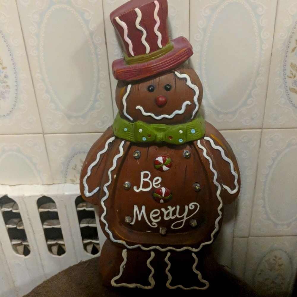 Gingerbread Decor